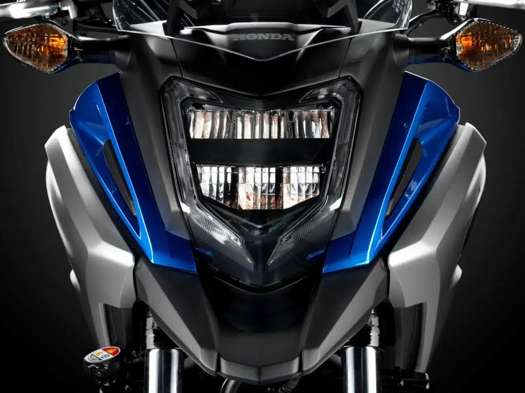 65989_16YM_NC750X svg+xml;charset=utf